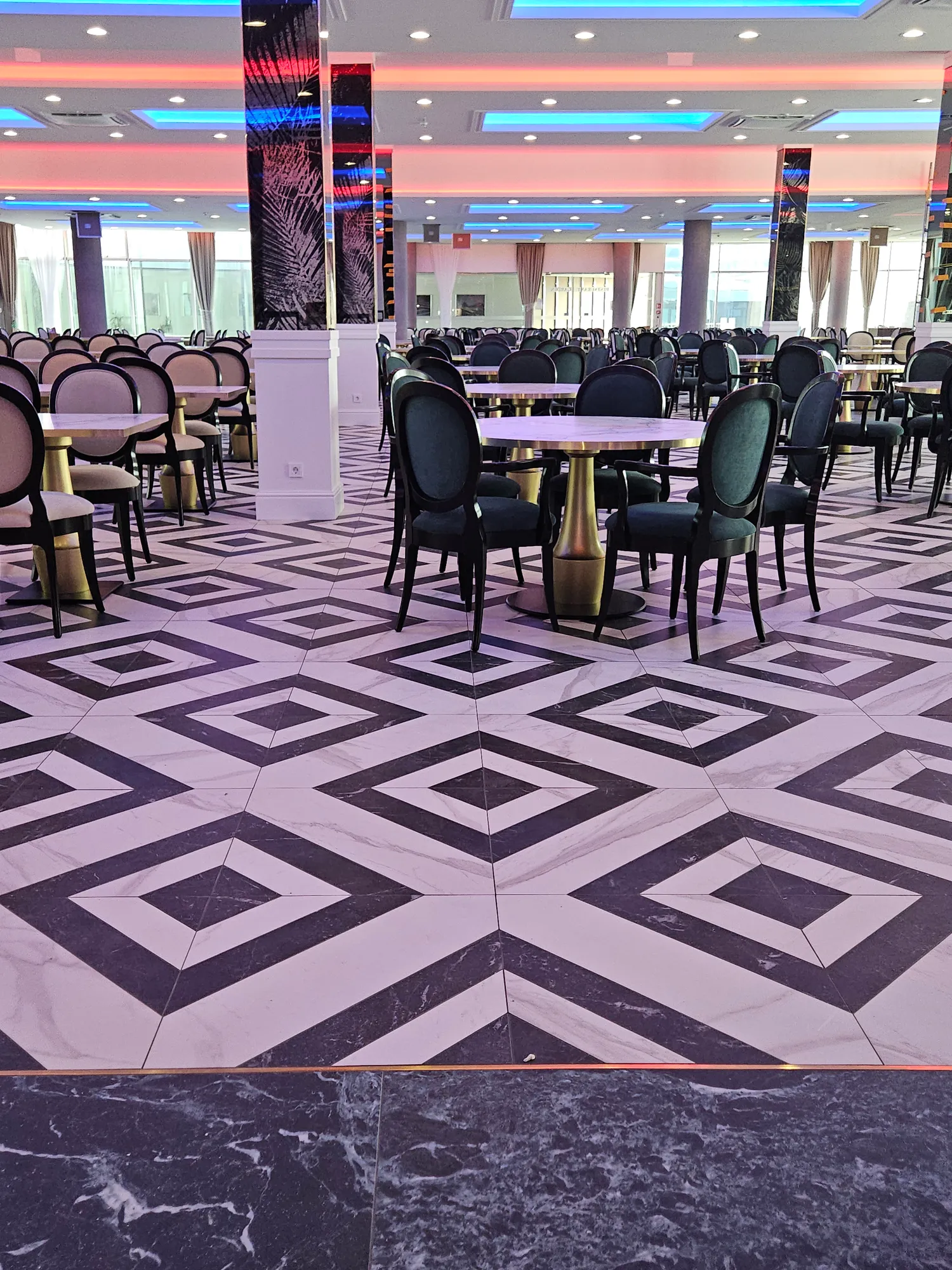 Hotel Olympia — restoran — fotografija 6