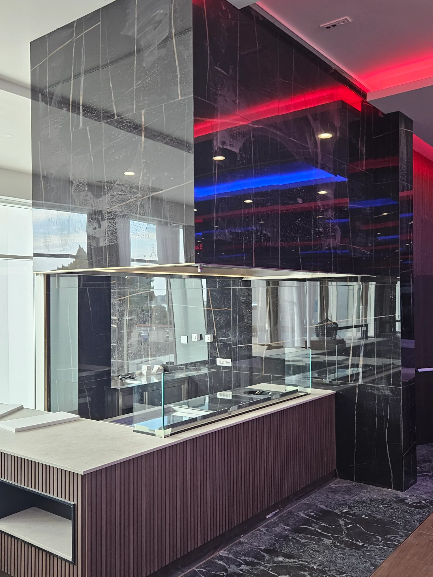 Hotel Olympia — restoran — fotografija 10